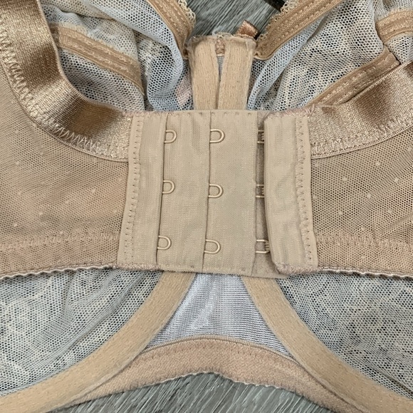 WACOAL Retro Chic Semi-sheer Chantilly Lace & Stretch Mesh Bra size 38G - Picture 7 of 10